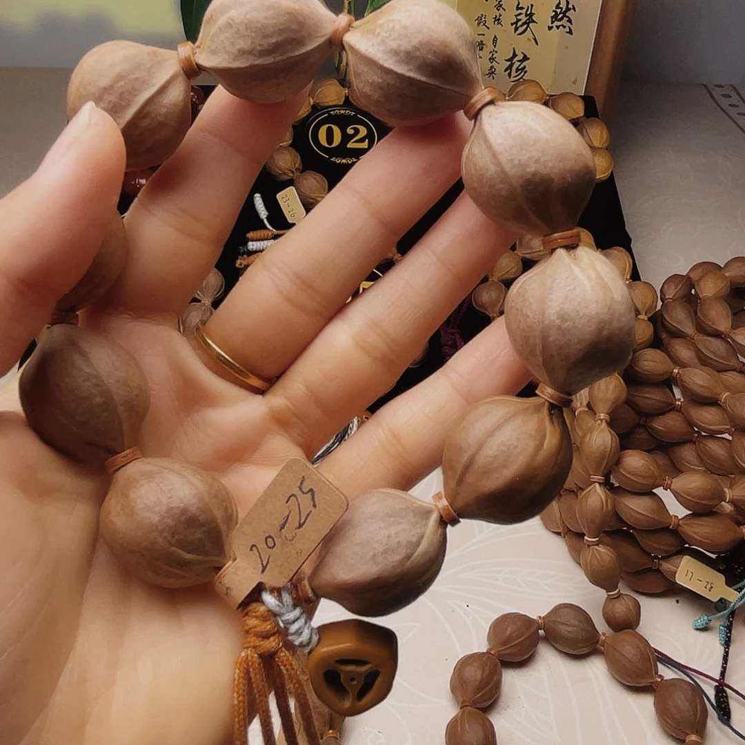 屁***喵橄榄核手串梅林铁核20*25
