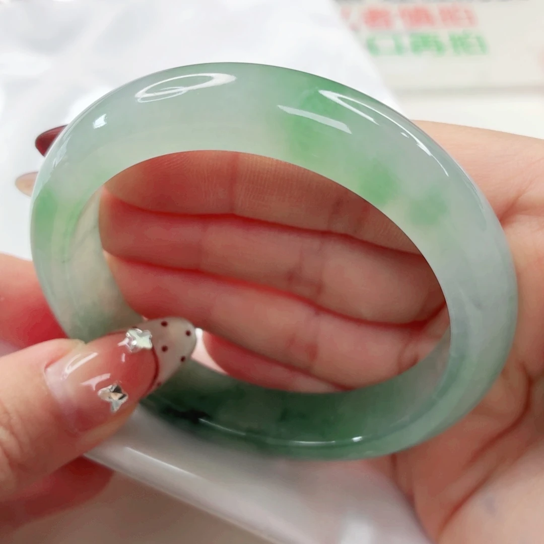 翡翠未镶嵌手镯58x575