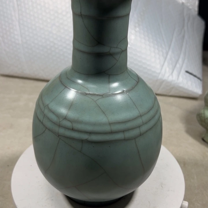 摆件陶酷****살官窑弦纹瓶纯手工制作