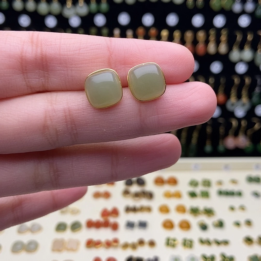 和田玉银S925镶嵌耳饰