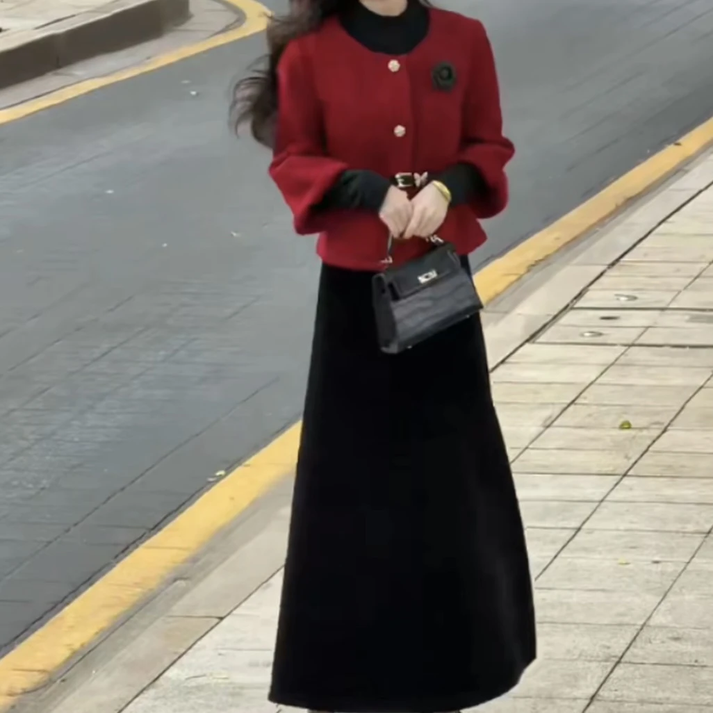 新款显瘦气质轻奢时尚女装