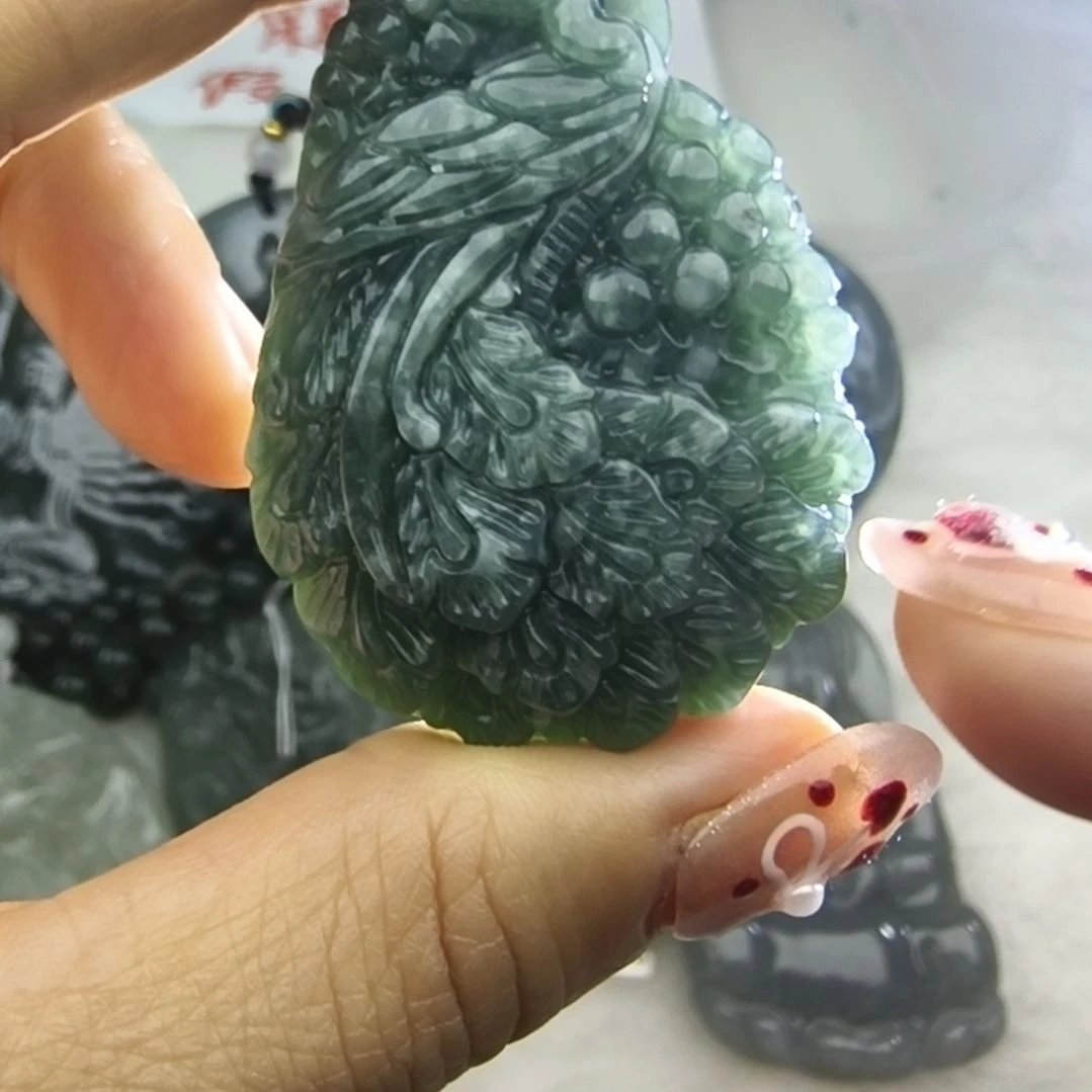 翡翠吊坠(不含链)未镶嵌