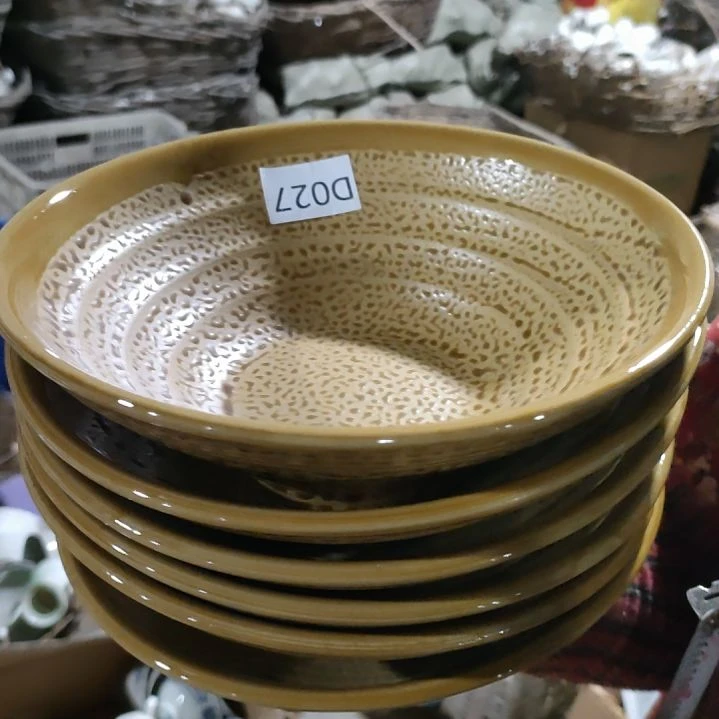 摆件陶瓷盘子碗啥都有