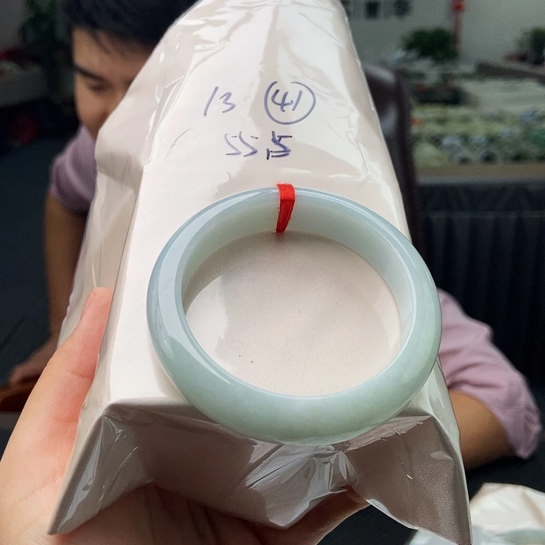 未镶嵌手镯翡翠拍一发一