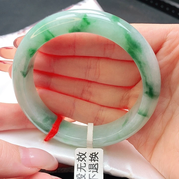 翡翠手镯未镶嵌556正圈