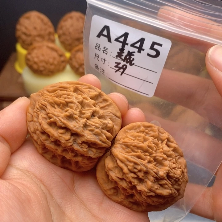 文玩核桃吊坠445麦虎39