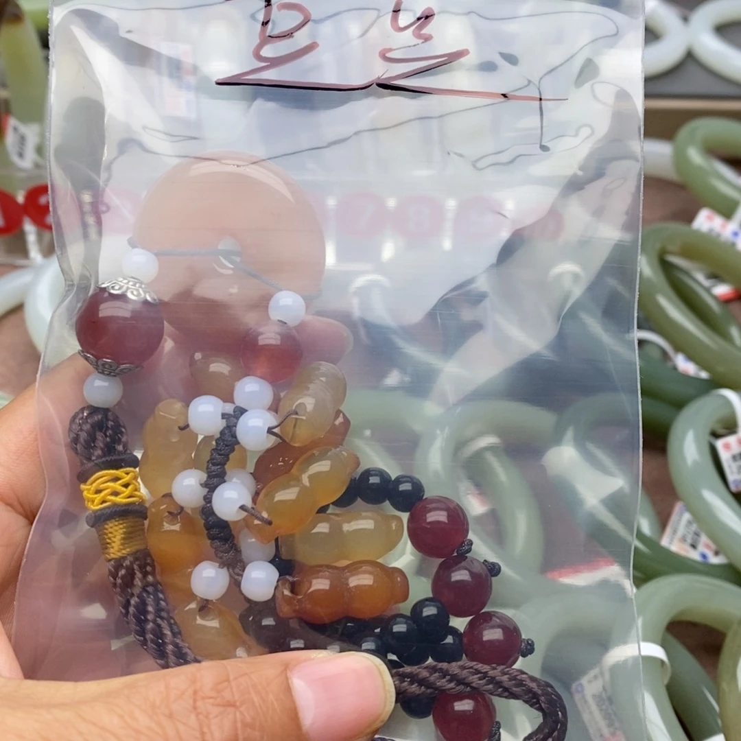 和田玉手镯未镶嵌豆****5