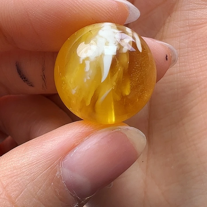 蜜蜡未镶嵌珠宝奇石