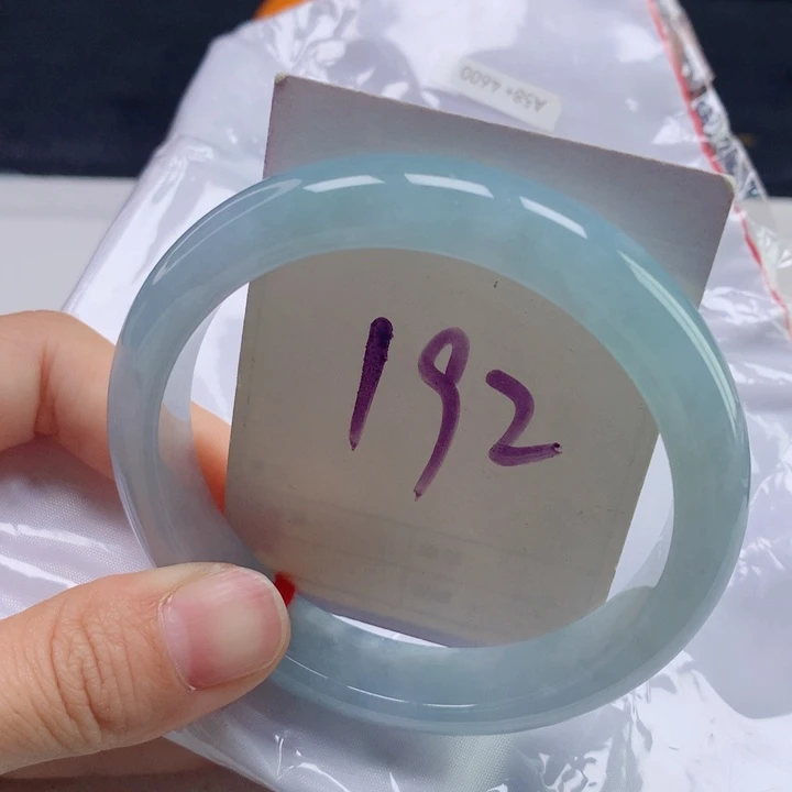 翡翠手镯未镶嵌58正