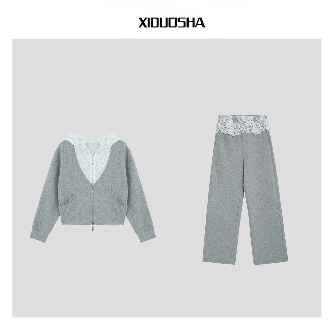 XIDUOSHA/喜朵莎春季新款设计款蕾丝拼接假两件运动套装XDS1083