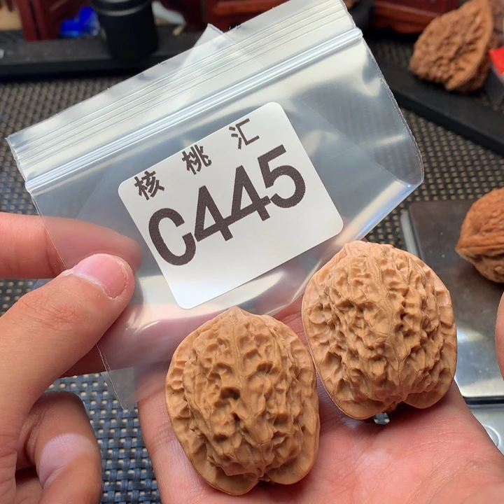 吊坠文玩核桃赤焰鸡心