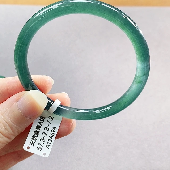 【闪购商品】未镶嵌手镯（圆镯）翡翠