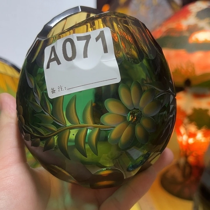 想***去手工艺品琉璃绿色双色水晶磨刻花瓶花器高12