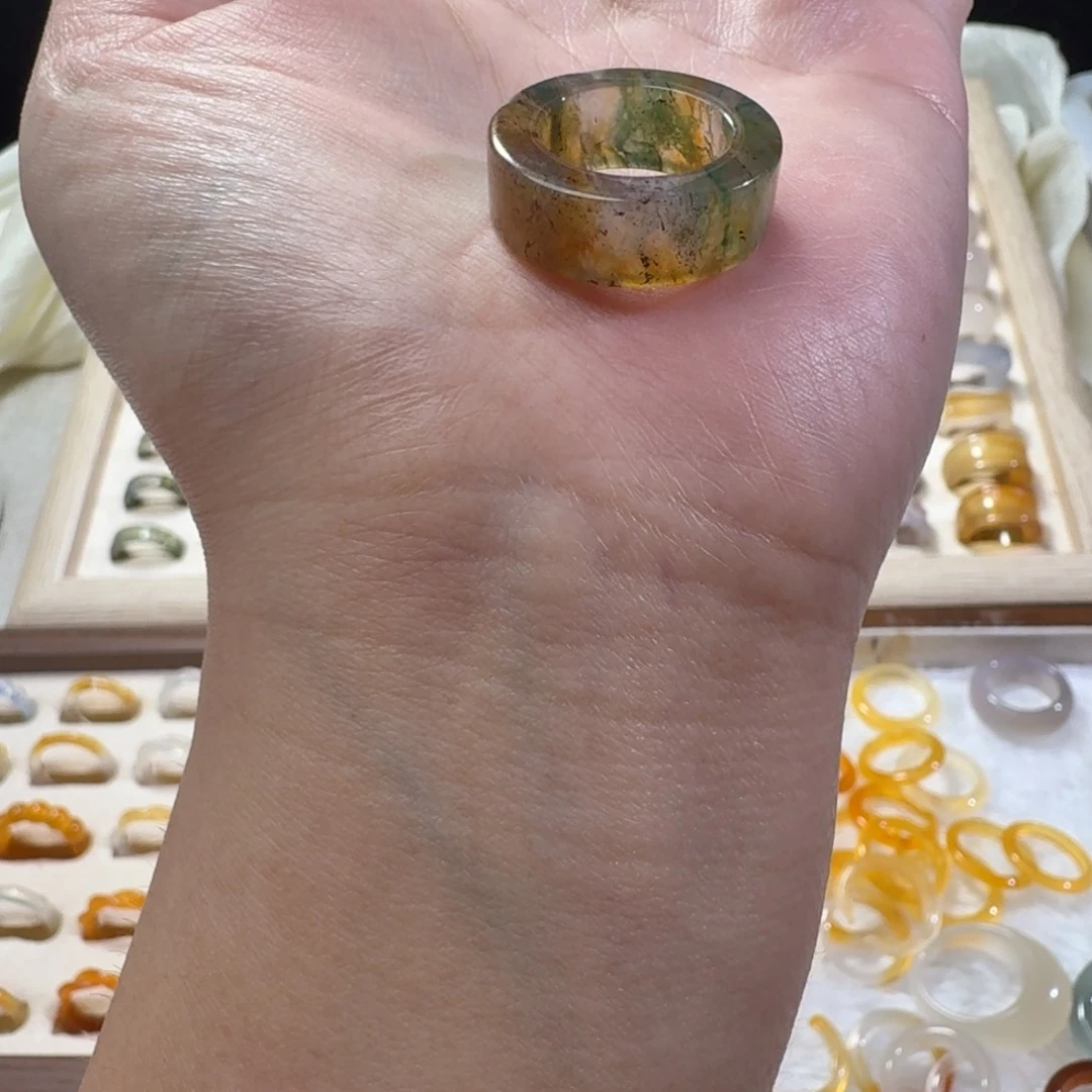 未镶嵌戒指玛瑙/玉髓815港9