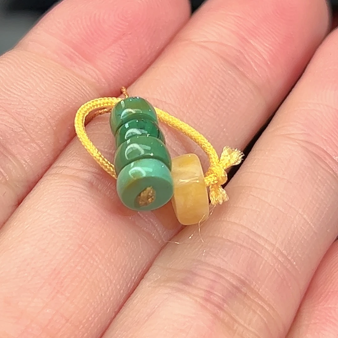 蜜蜡未镶嵌珠宝奇石