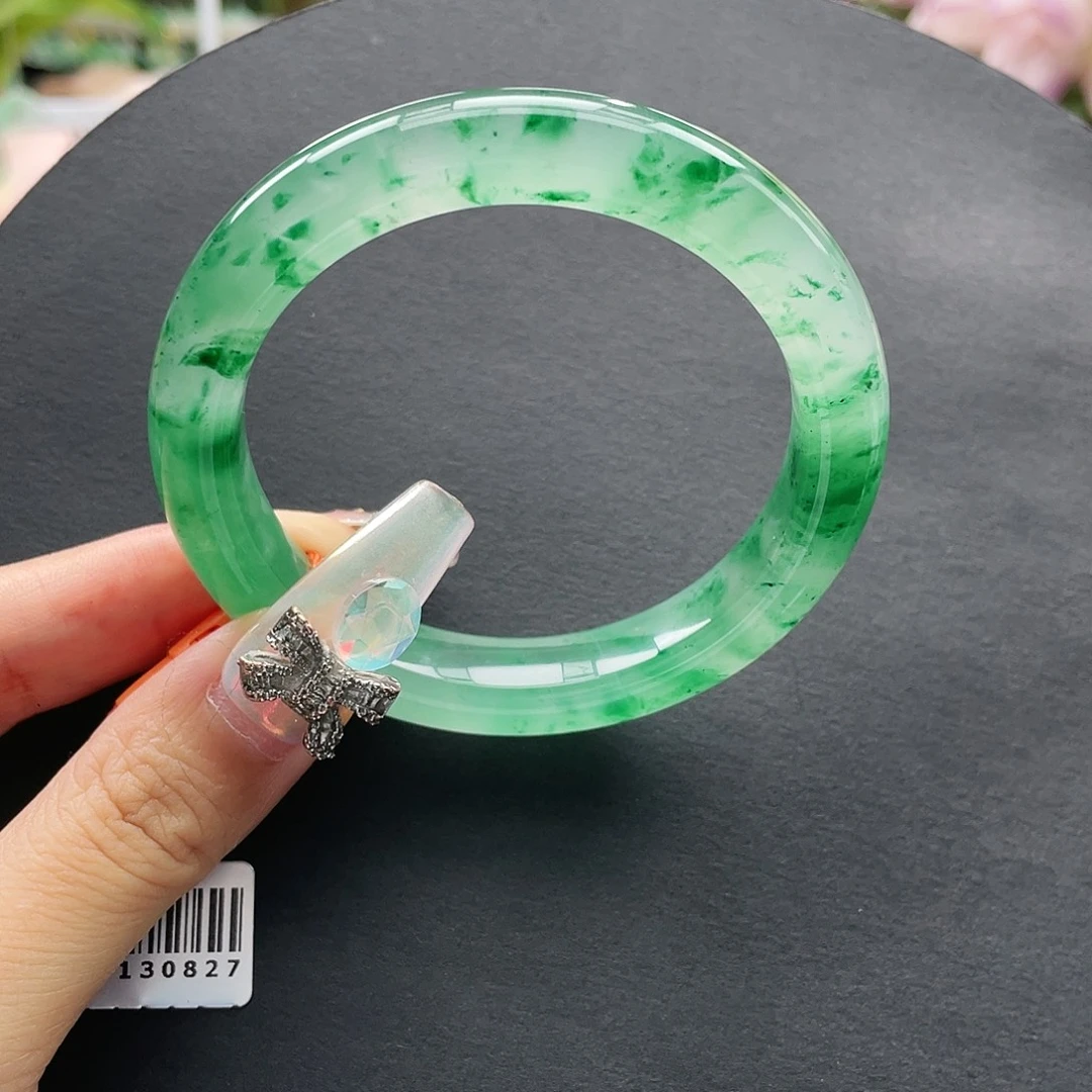 ****节石英质玉手镯未镶嵌56