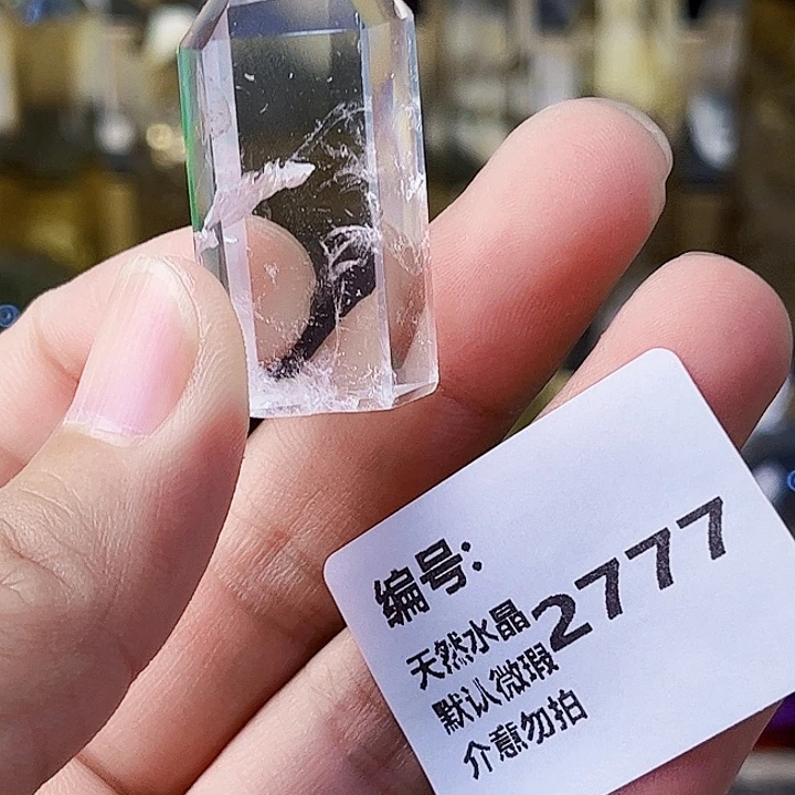G***d未镶嵌颈饰水晶柱