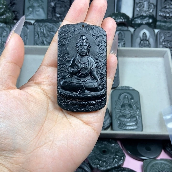 和田玉未镶嵌颈饰м****S