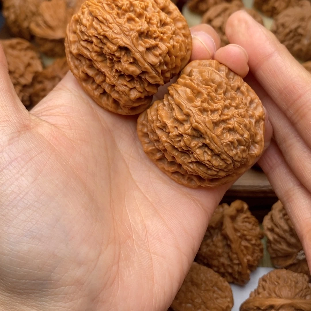 文玩核桃把件577号43南疆