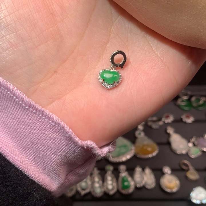 加***油翡翠银S925镶嵌颈饰提溜