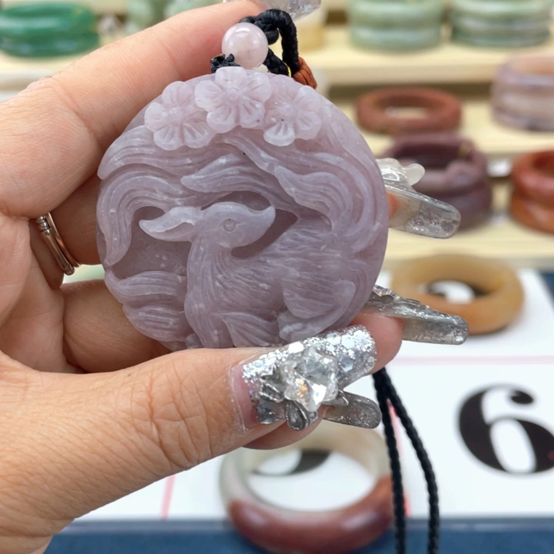 【闪购商品】石英质玉手镯未镶嵌好****果