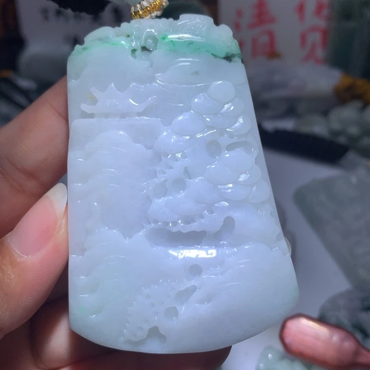 翡翠未镶嵌颈饰保真天然A货翡翠