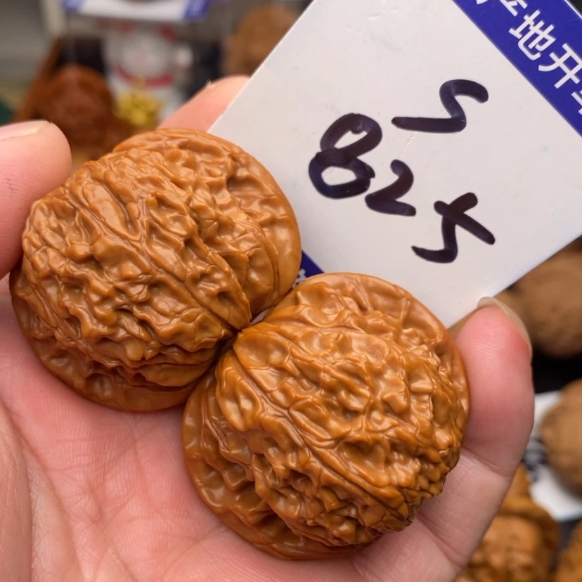 【闪购商品】文玩核桃把件磨盘狮子头40