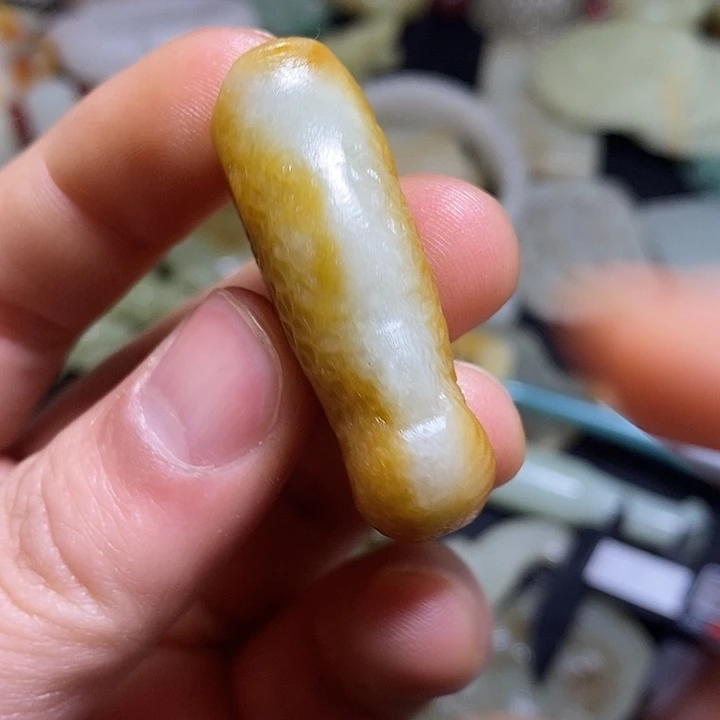 和田玉（糖玉）未镶嵌颈饰