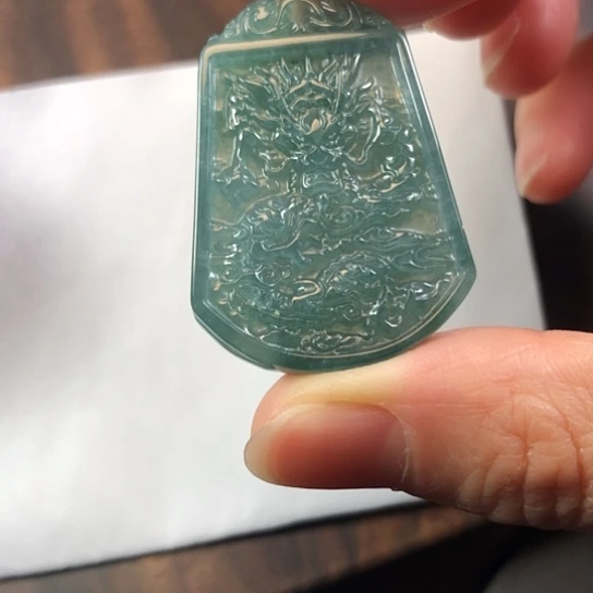 翡翠未镶嵌颈饰缅甸A货，每天下午1点半开播