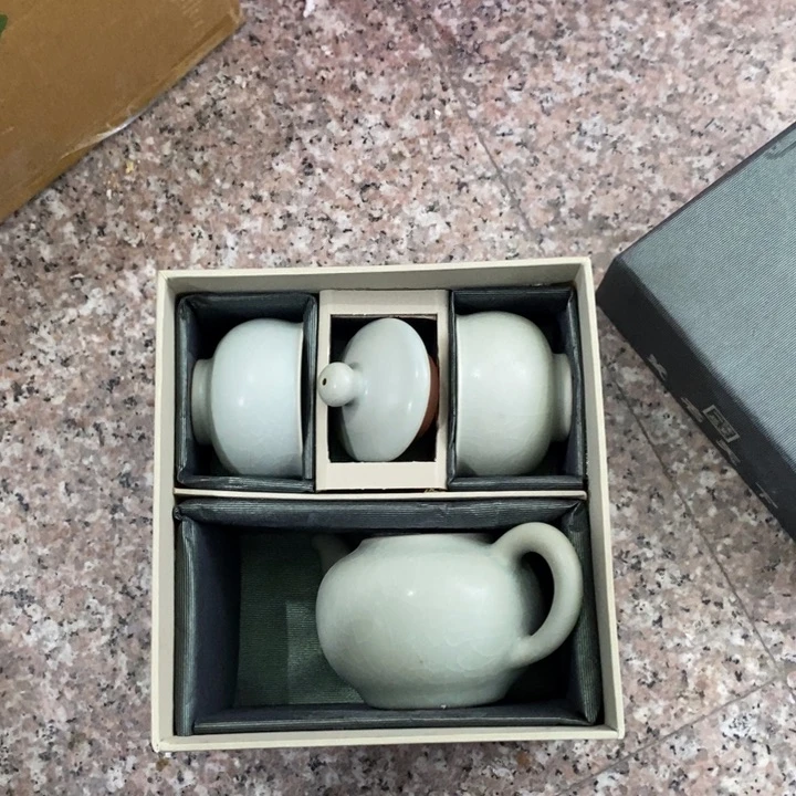 陶瓷艺术品及陶瓷制品