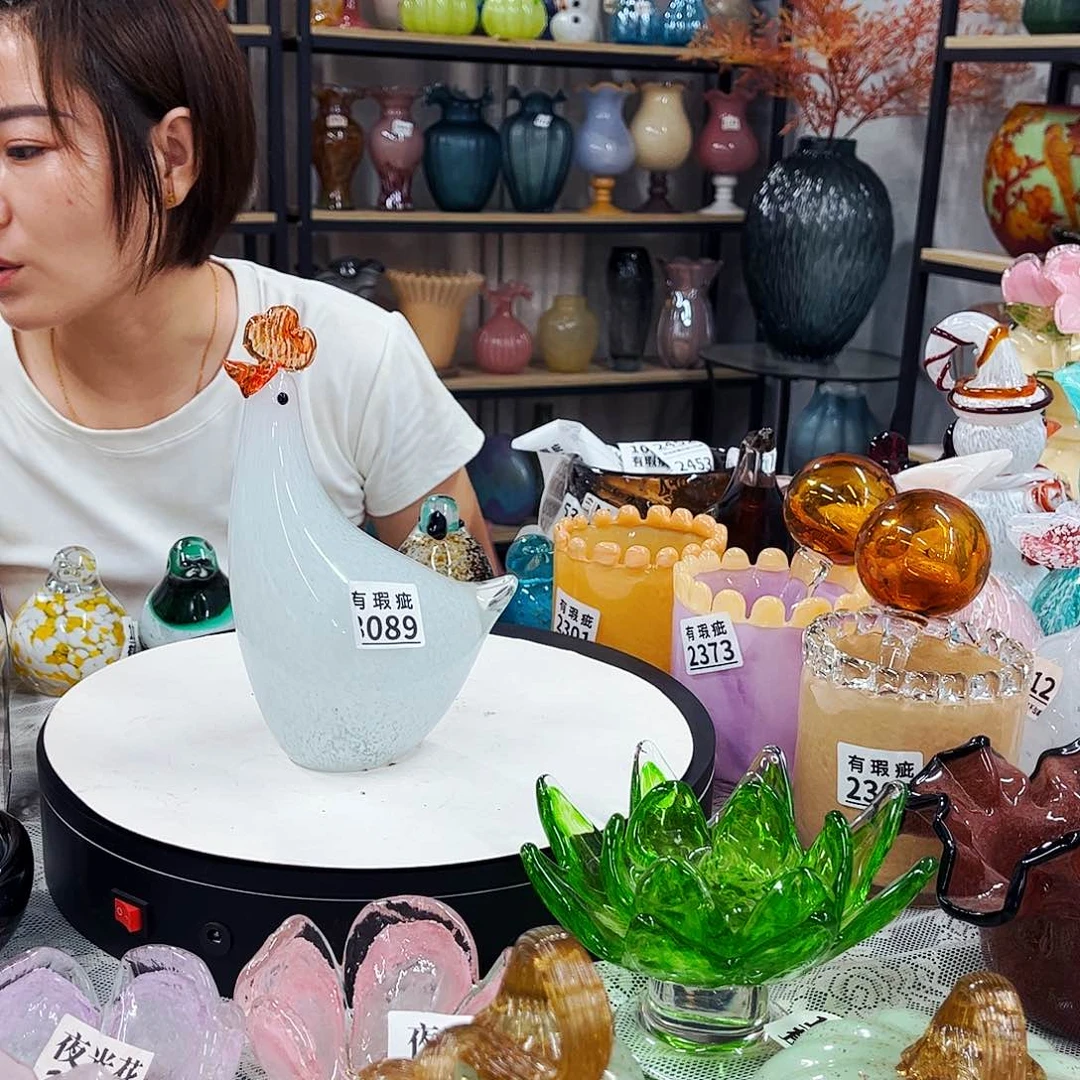 3089瑕 家悦琉璃花瓶摆件