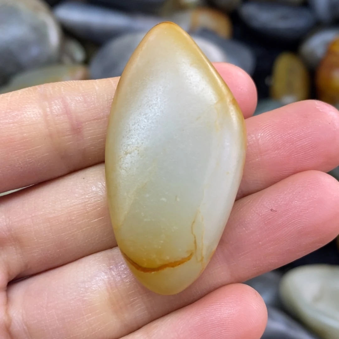 未镶嵌和田玉挂件