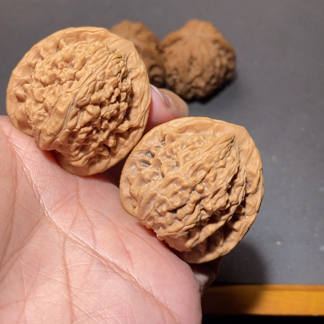 文玩核桃吊坠40一代望月全品