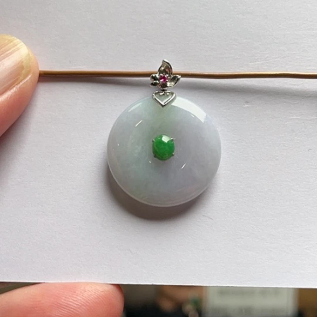 【闪购商品】吊坠(不含链)18K金镶嵌翡翠