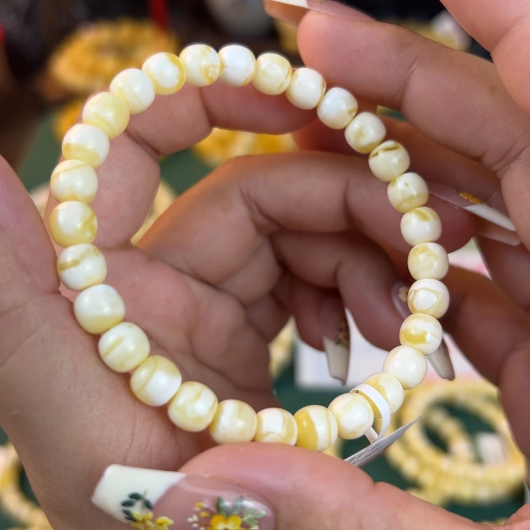 琥珀裸石未镶嵌mjjhhhvvvbbbn