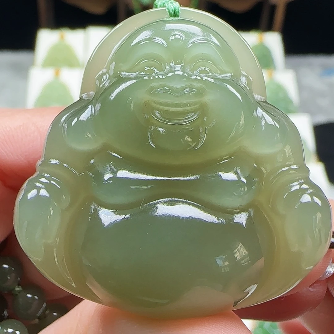 和田玉18K金镶嵌吊坠(赠链)