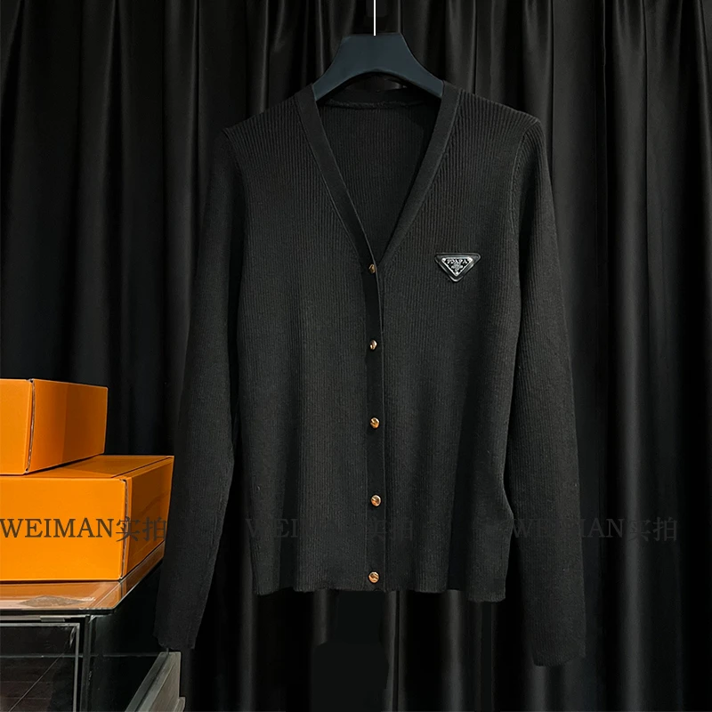 长袖针织开衫女春秋新款时尚气质百搭修身显瘦纯色v领上衣cx7866