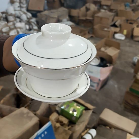 摆件陶瓷盘子碗啥都有