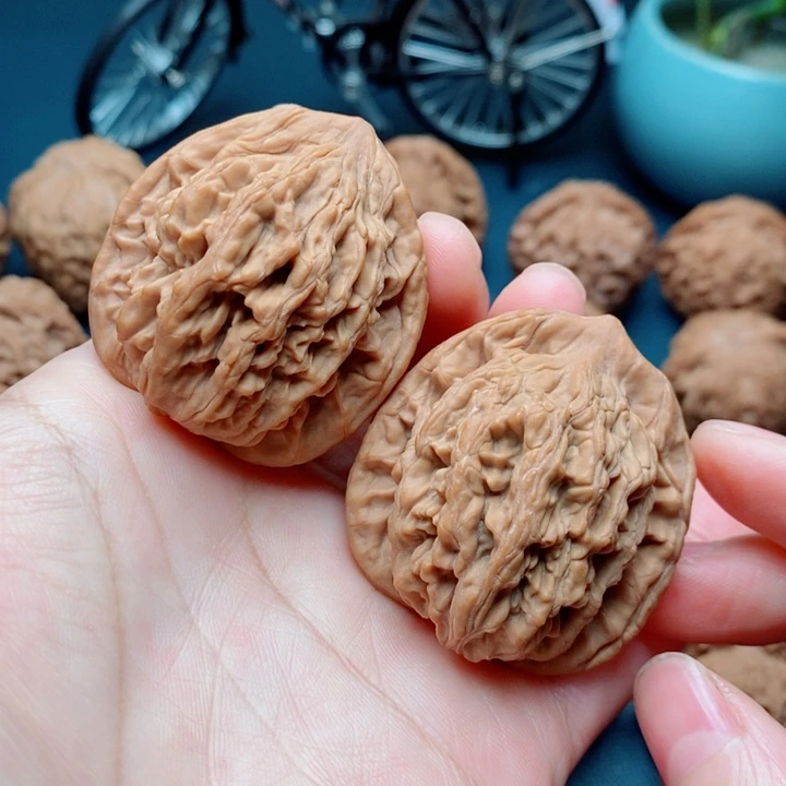 文玩核桃把件麦虎40全品