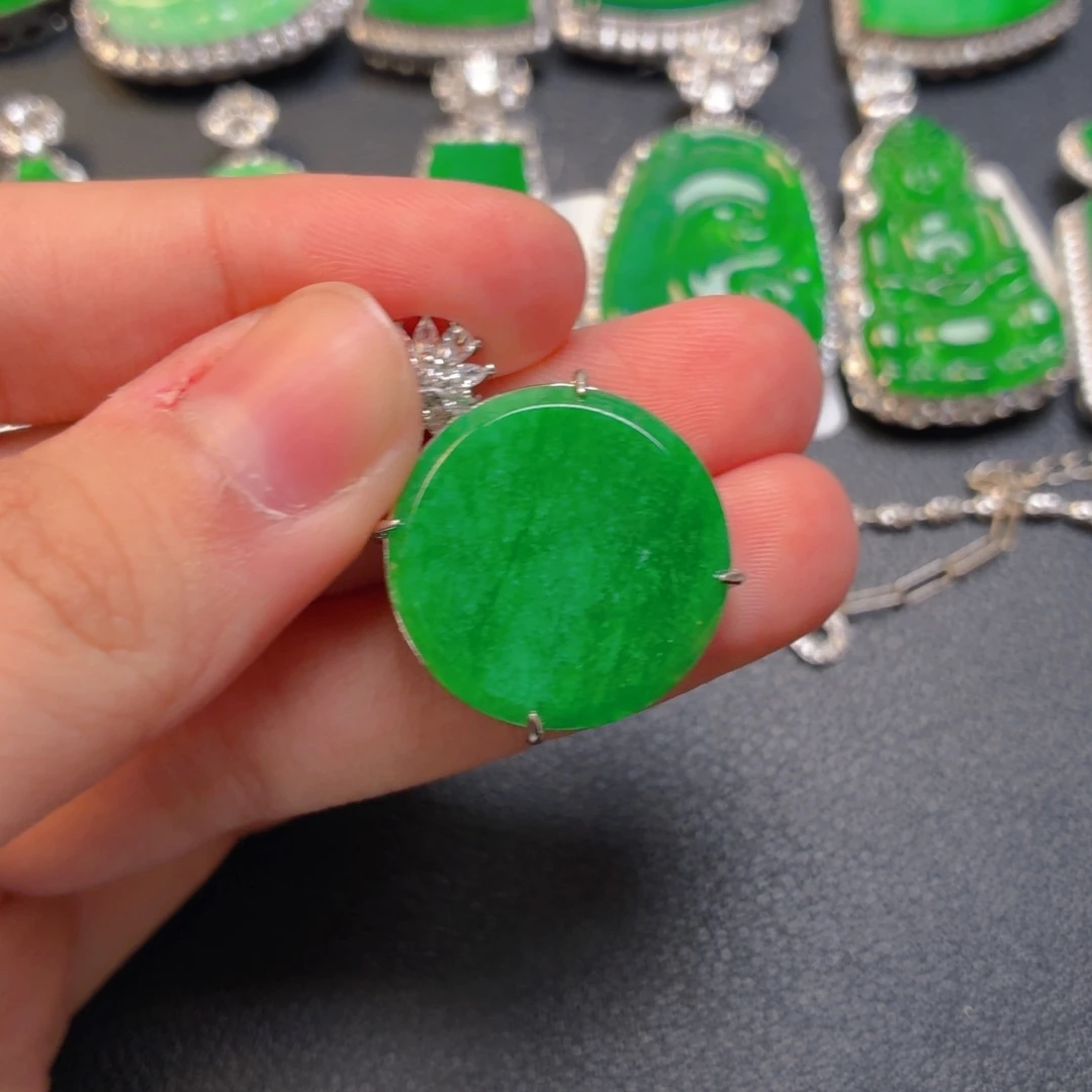 珍***珠翡翠银S925镶嵌颈饰