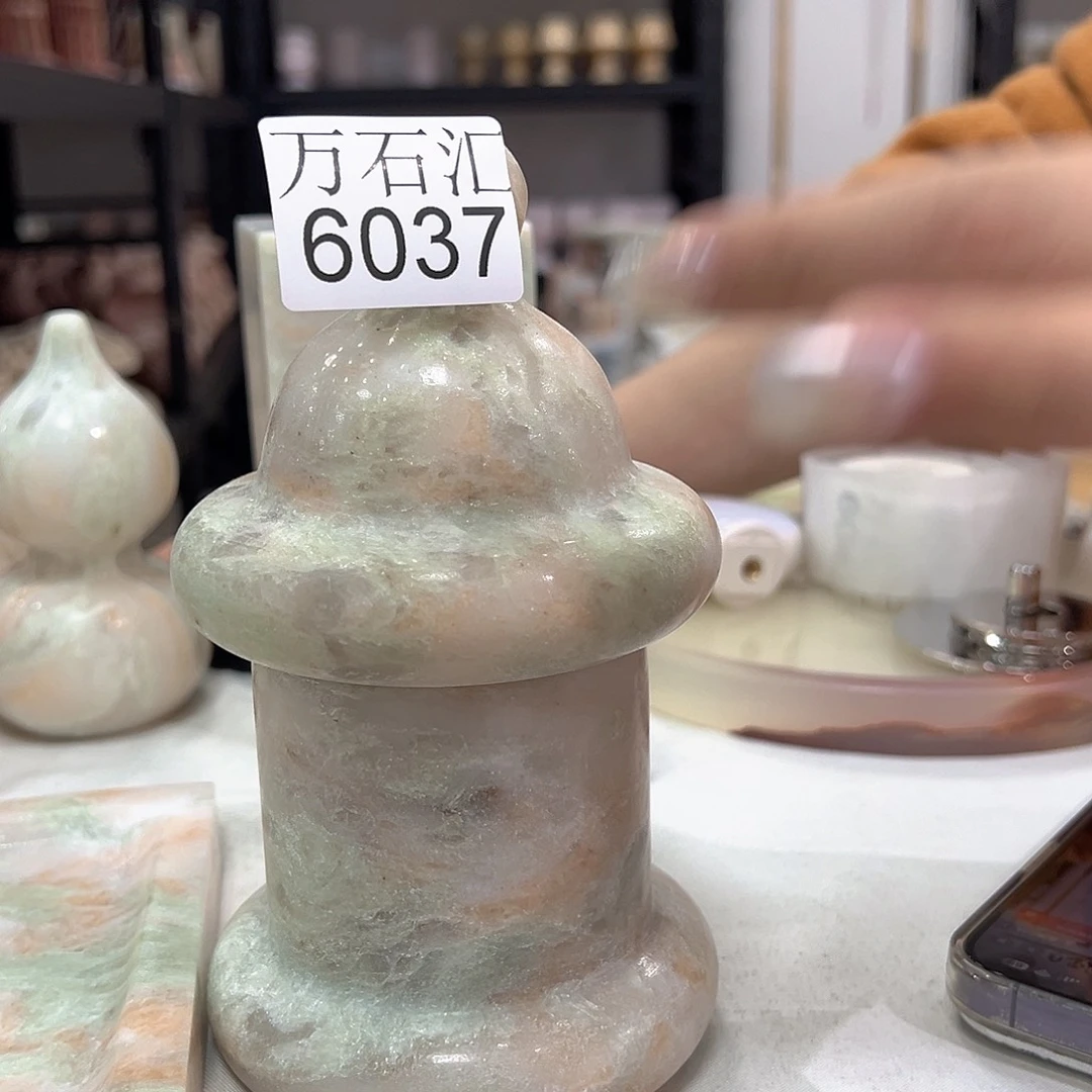 石材6037彩玉小城堡。。。