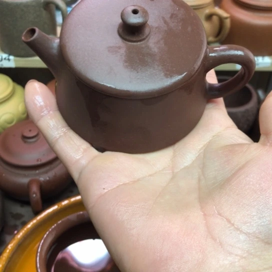 茶壶紫砂低曹青云柱100豪升左右