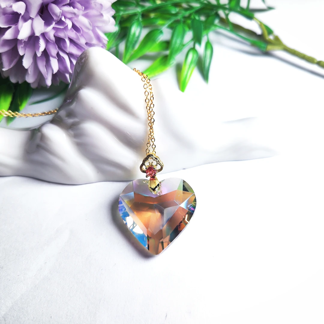 T194-@七彩极光高端奢饰甄选吊坠多样性发一件