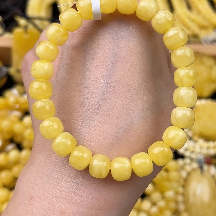 琥珀未镶嵌颈饰琥珀