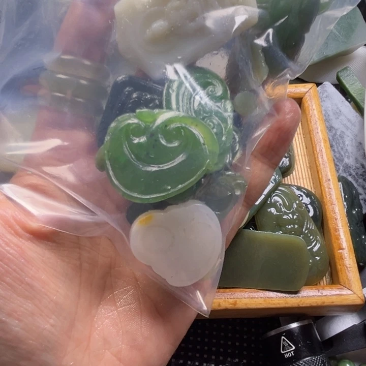 坏***叔未镶嵌手链和田玉