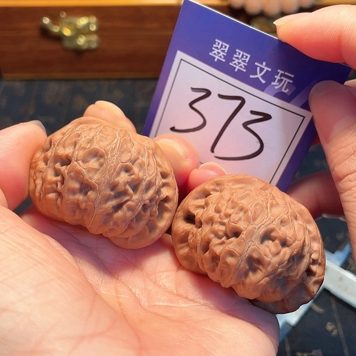 文玩核桃把件373号全品宫灯4.3