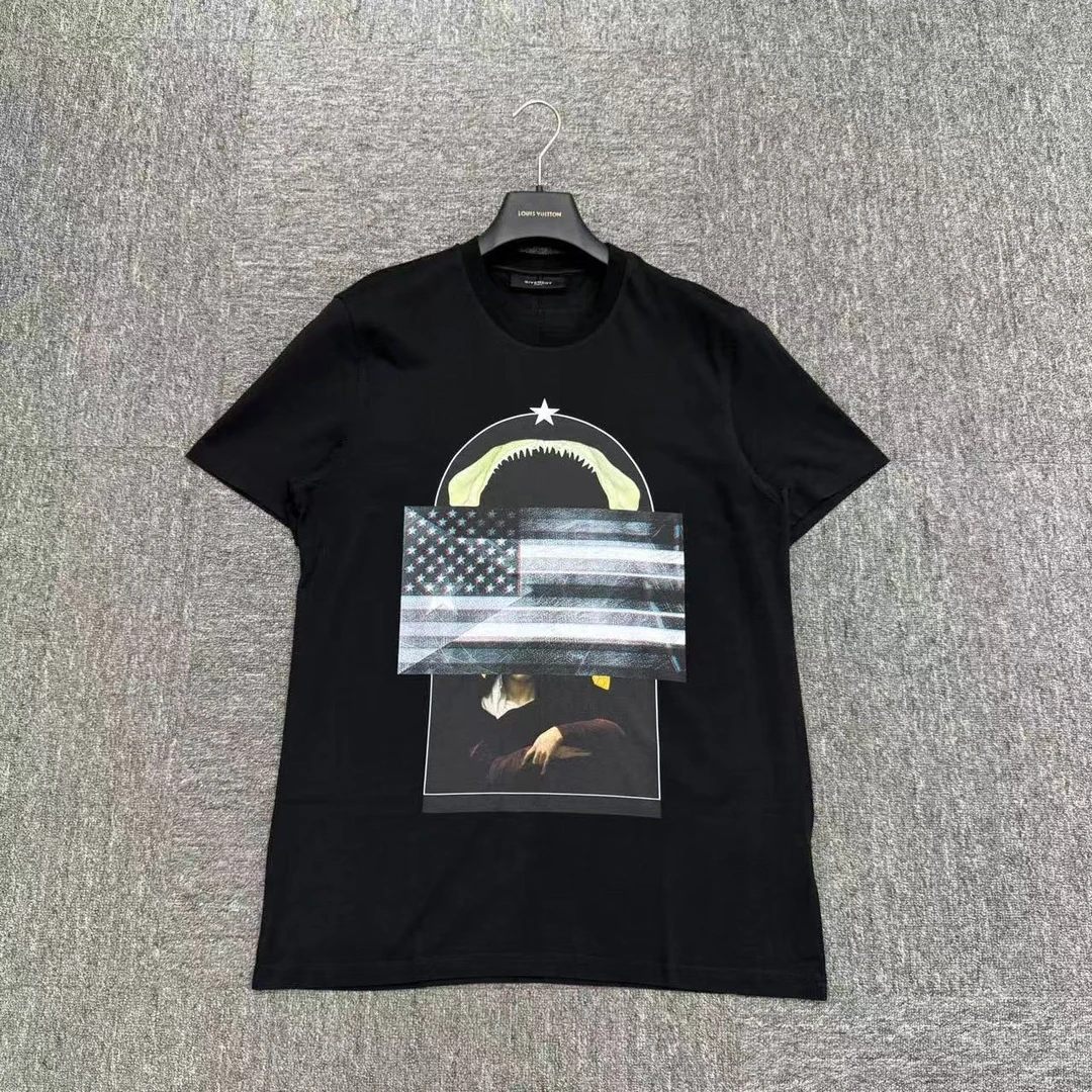 99新 Givenchy/纪梵希 鲨鱼圣母短袖/M码/17783
