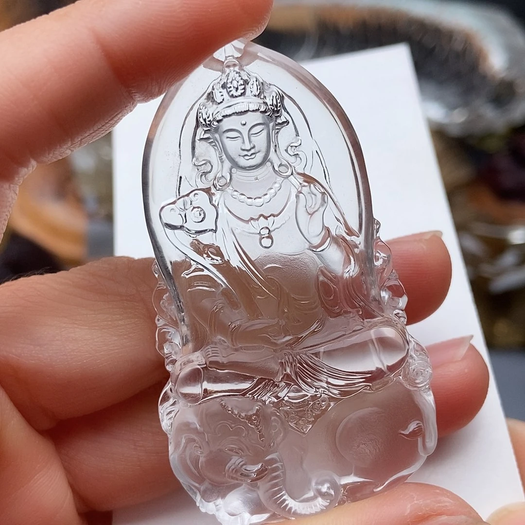 凯***客未镶嵌水晶颈饰吊坠