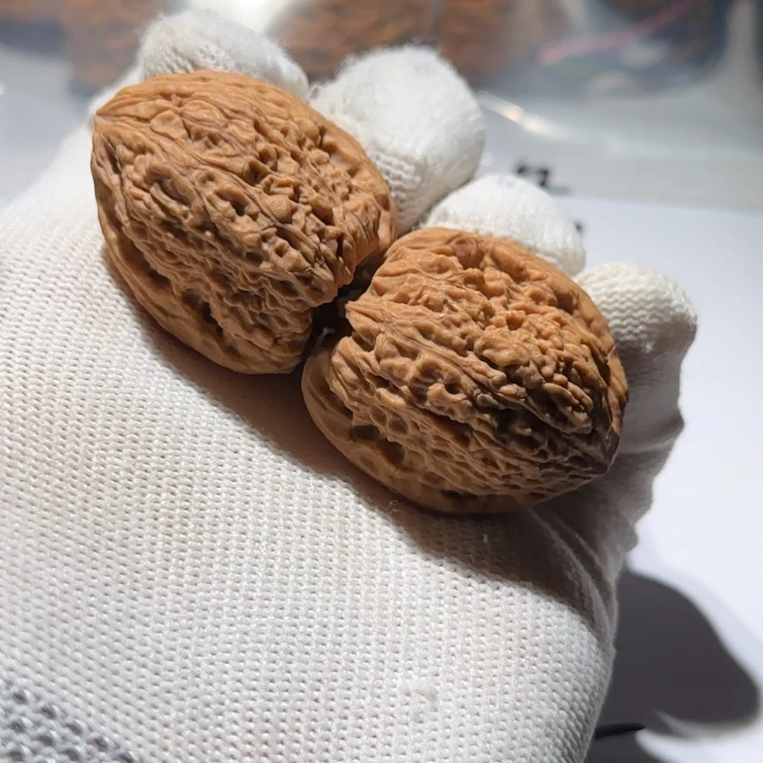 文玩核桃吊坠爱***哥29拉丝