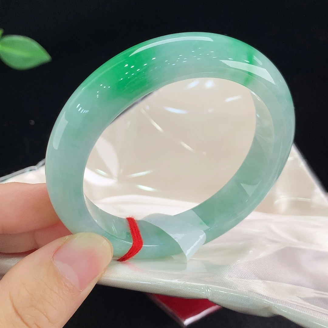 翡翠未镶嵌手镯2100